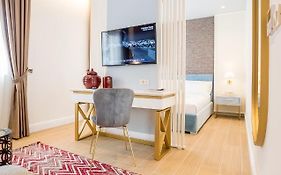 Hotel Una